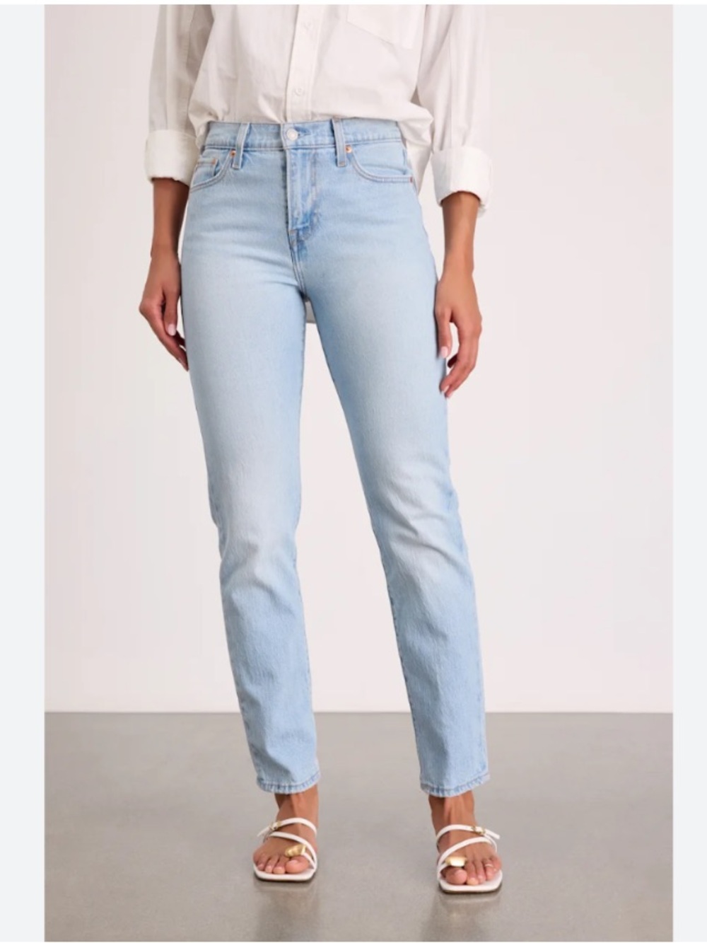 Levi’s wedgie light wash slim fit jeans 27